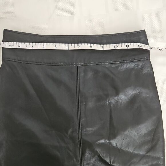 Babaton Black Midi Pencil Skirt with Slit - Picture 6 of 16